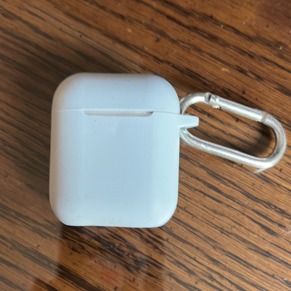 Apple AirPods - Picture 5 of 8